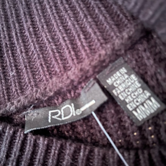 RDI Sweater - Picture 5 of 8